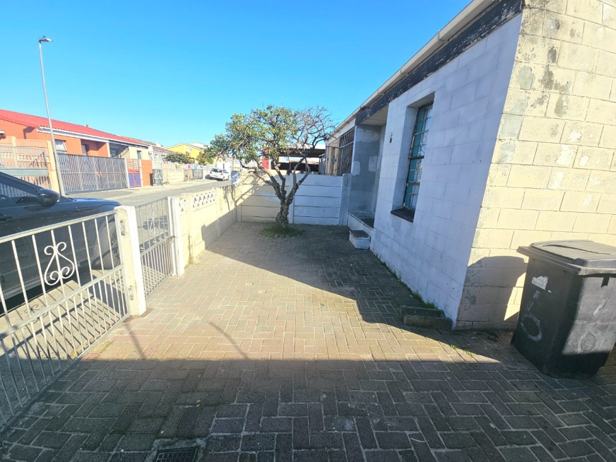 3 Bedroom Property for Sale in Eastridge Western Cape